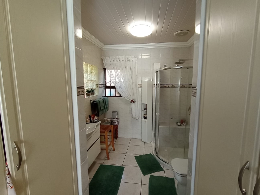3 Bedroom Property for Sale in Vaalpark Free State